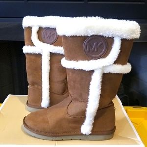 Like New Girls Michael Kors Boots